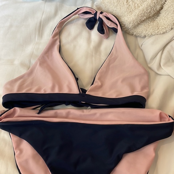 Reversible bikini set - Picture 2 of 2